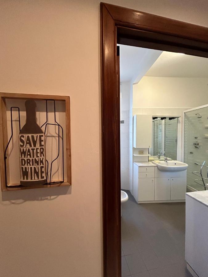Al Bacaro Apartment Sestri Levante Bagian luar foto