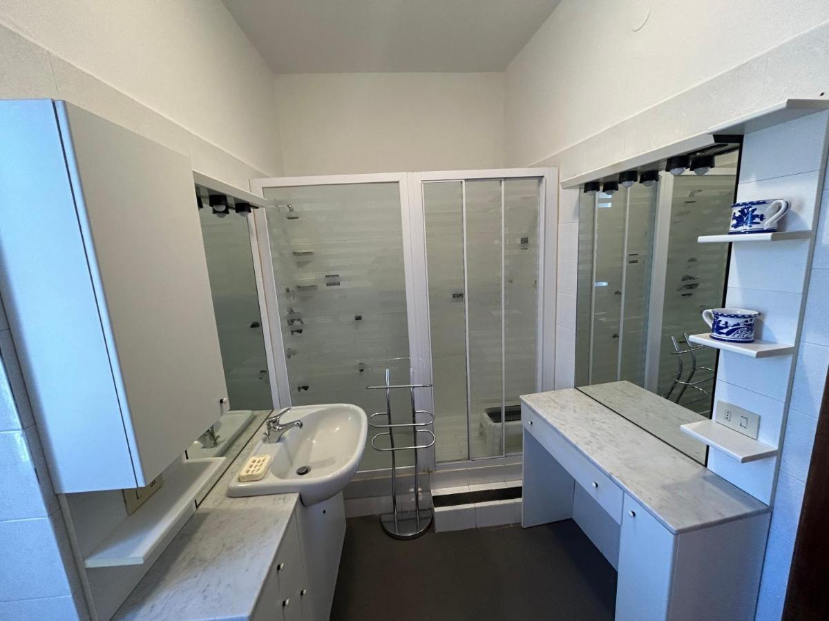 Al Bacaro Apartment Sestri Levante Bagian luar foto